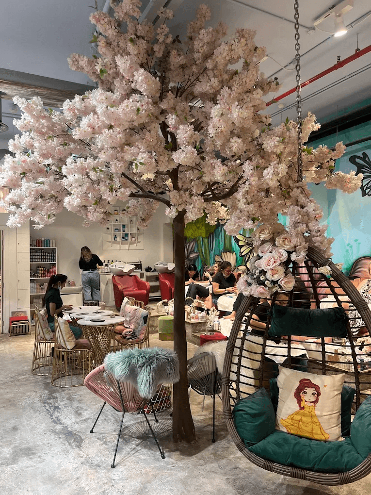 Salon Space 03